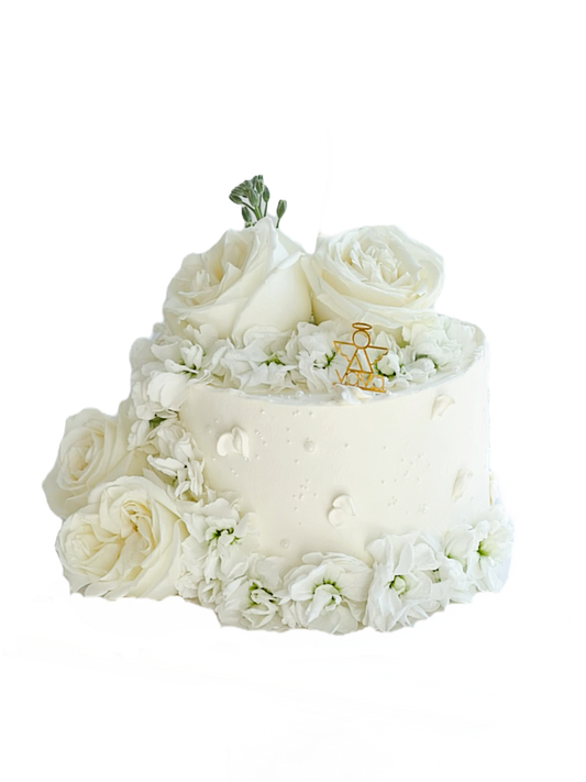 Eternal White Blossom Chiffon Cake – A Timeless Expression of Elegance