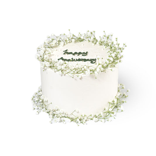 Day Fantasy Anniversary Cake – A Dreamy Celebration of Love